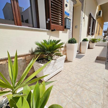 Perla Del Sud - Guest House LMP Kültér fotó